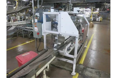 Emerald automatic case sealer with nordson glue, 1hp drive 57rpm