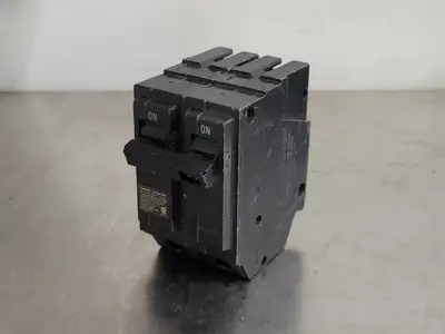 Used GENERAL ELECTRIC THQL230 Switchgears British Columbia CA | Lenmark #244778