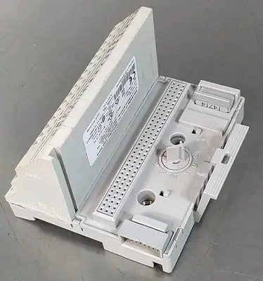 Allen Bradley 1794-TB3S /A Flex Terminal Base Loc4E26