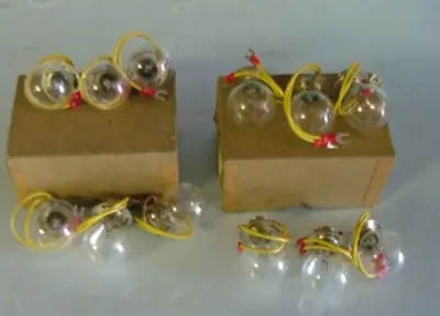 QTY. 12. LIGHT BULBS SB-112-B013P01 REF. F....