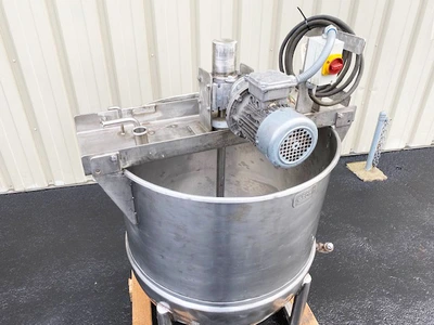 Groen 80-Gallon Jacketed Kettle with Sweep Agitation