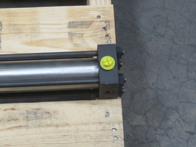 Used HORIUCHI _UNKNOWN_ Pneumatic Cylinders Texas US | OCO Industrial #1690212