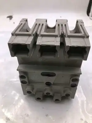 I-T-E HE3-A003 3A Molded Case Circuit Breaker 600VAC 3 Pole