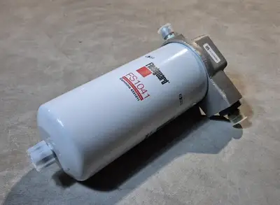 NEW FLEETGUARD FS1041