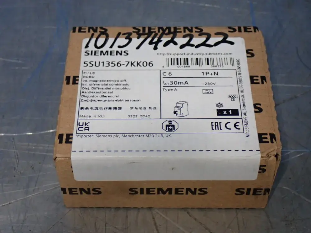 NEW SIEMENS 5SU13567KK06