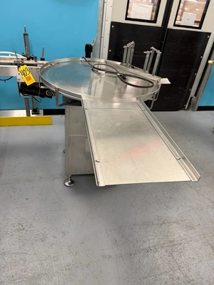 Used _UNKNOWN_ _UNKNOWN_ Beverage Equipment - Carbonated Monoblock Rhode Island US | Federal Equipment Company #1347739
