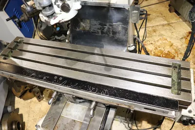 Alliant Vertical Mill - 9" x 42"