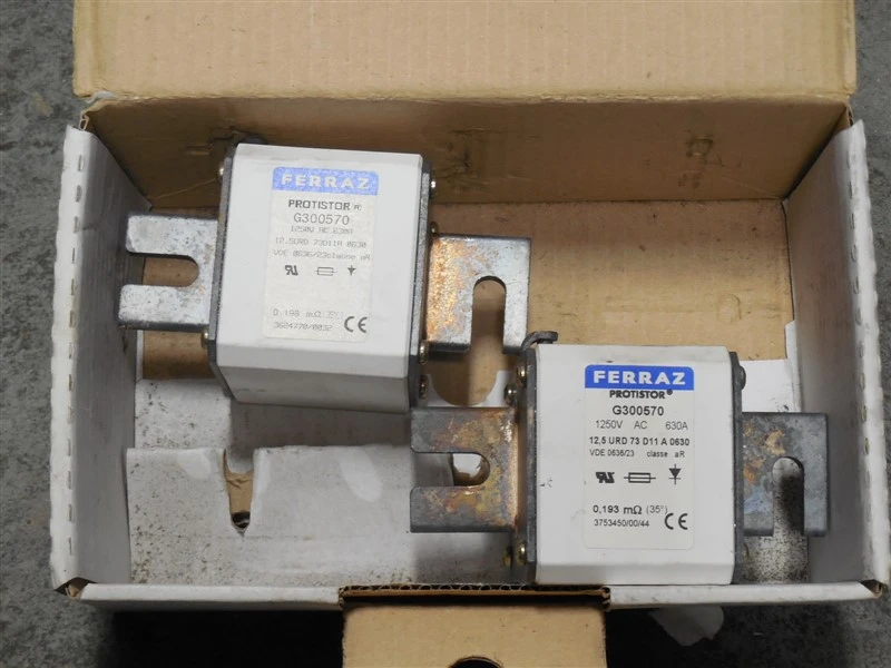 Box of 2 Ferraz G300570 Protistor Square Body Fuse Links 1250VAC 630A New NIB