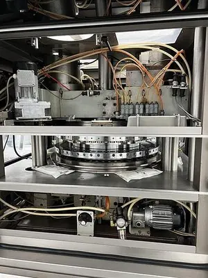 GEA Courtoy model R290/55, 55 station tablet press