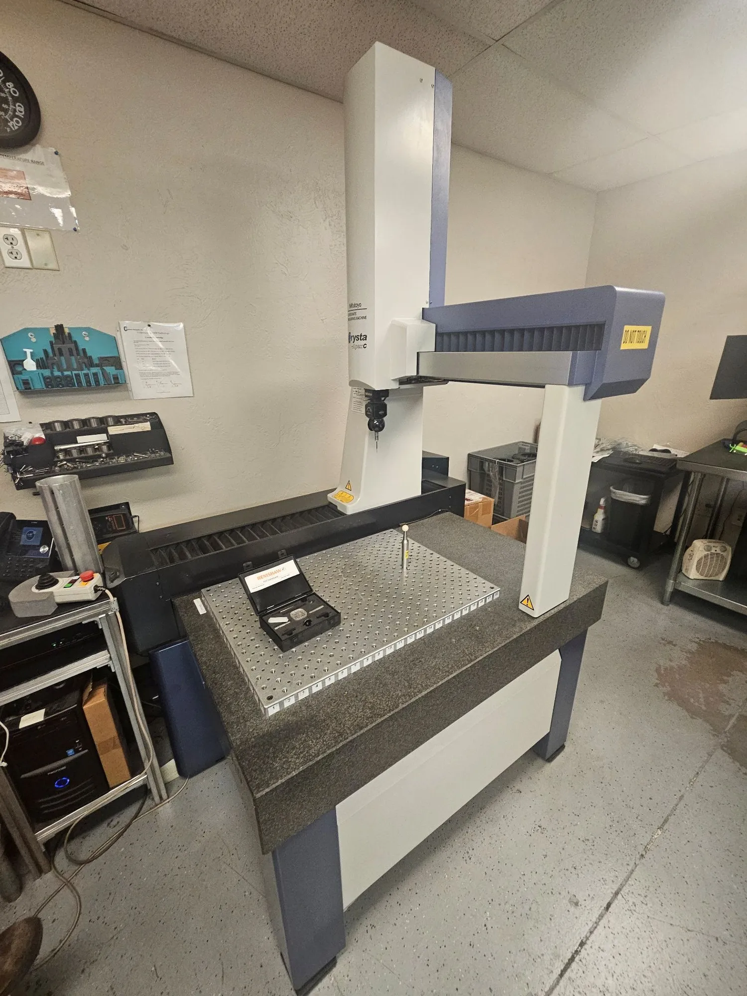 Used 2022 MITUTOYO CRYSTA APEX C547 Coordinate Measuring Machines California US | Machinery Network #1331783