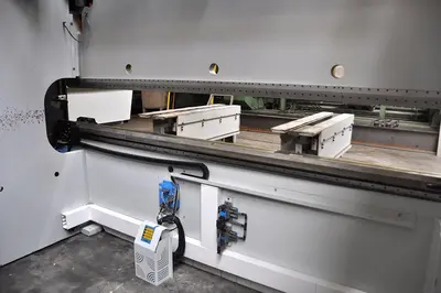USED LVD PPEB TURBO 135 TON X 3100 MM CNC