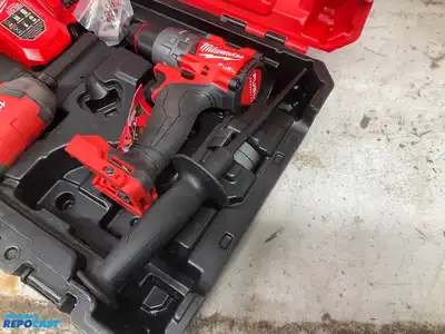 Milwaukee M18 Fuel 1/2” Hammer Drill/Driver and 1/4” Impact Kit with Battery and Rapid Charger, New