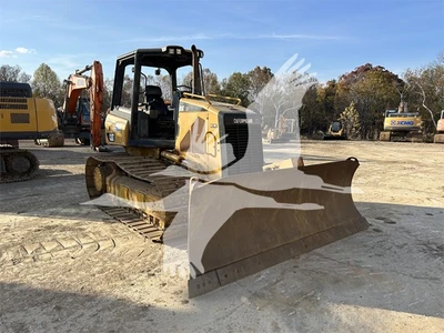 USED 2010 CATERPILLAR D5K LGP