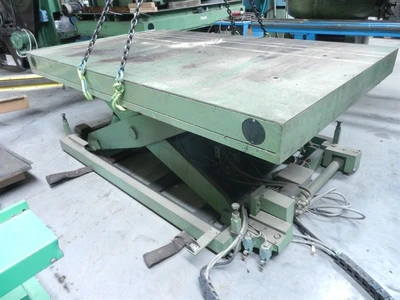 USED ZM SCISSORLIFT 2400 X 1500 MM