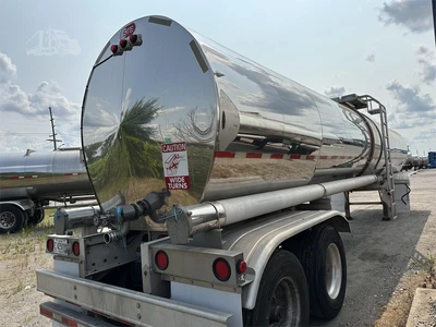 Used 2012 STAINLESS TANK & EQUIPMENT _UNKNOWN_ Tanker Trailers Indiana US | Lakeshore Equipment Sales #1546604