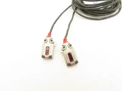 Keyence PR-FB30P3 Mini Photoelectric Sensor Flat Reflective 60" Cable  Lot of 2