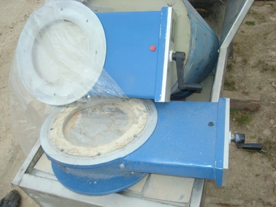 Britton S/S 250Mm Dia Hand Op Slidevalve