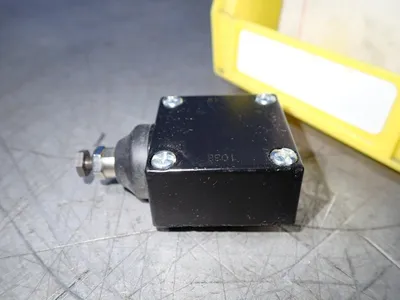 Used HONEYWELL LSZ1W Relays & Switches | HGR 24 #739084
