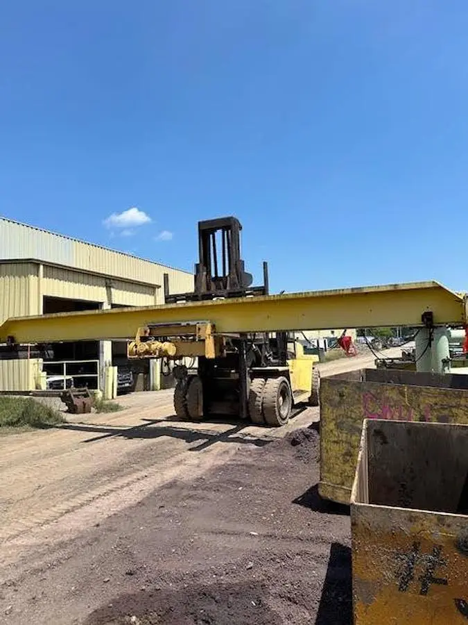 USED DETROIT 7.5 TON