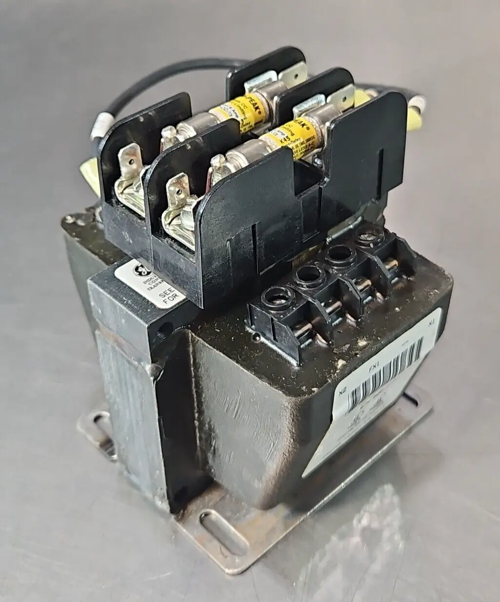 GE 9T58K0044 / 3032-S / LP-CC-1/2 Transformer + fuse holder + fuses loc4D4