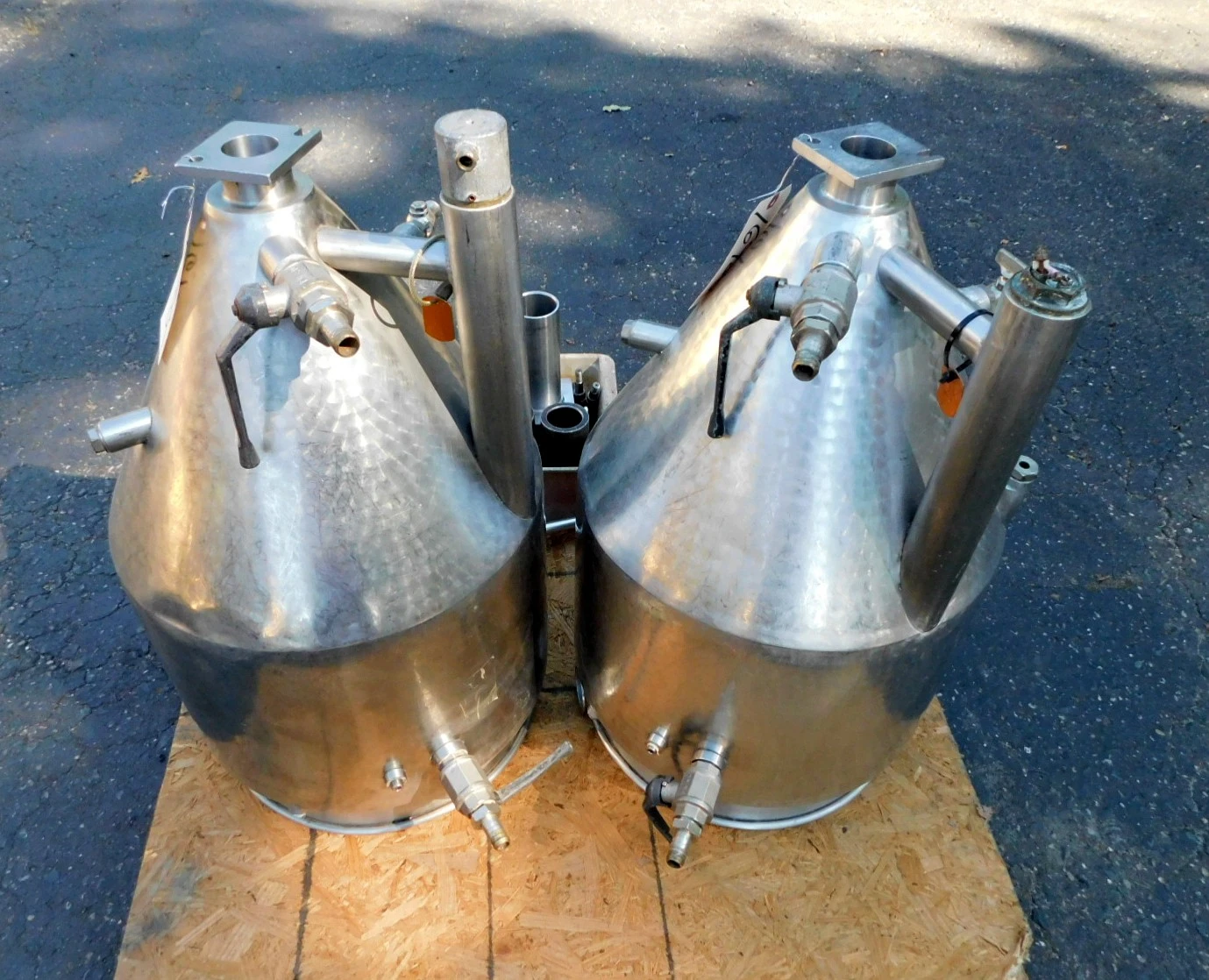 USED COMADIS HOPPERS TUBE FILLER HOPPER
