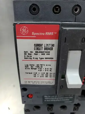 USED GE SELA36AT0030 Molded Case Circuit Breaker, 30A MAX, 600V