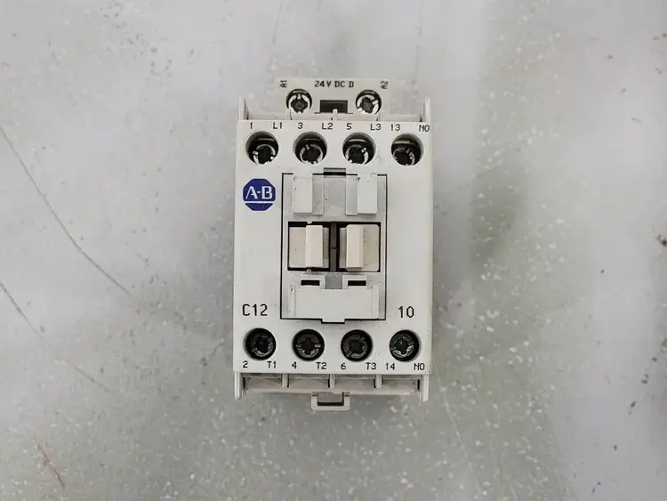 Used ALLEN-BRADLEY 100-C12DJ10 Switchgears British Columbia CA | Lenmark #243069
