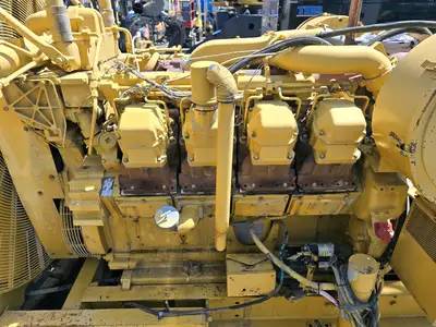 USED 1989 CATERPILLAR 3508