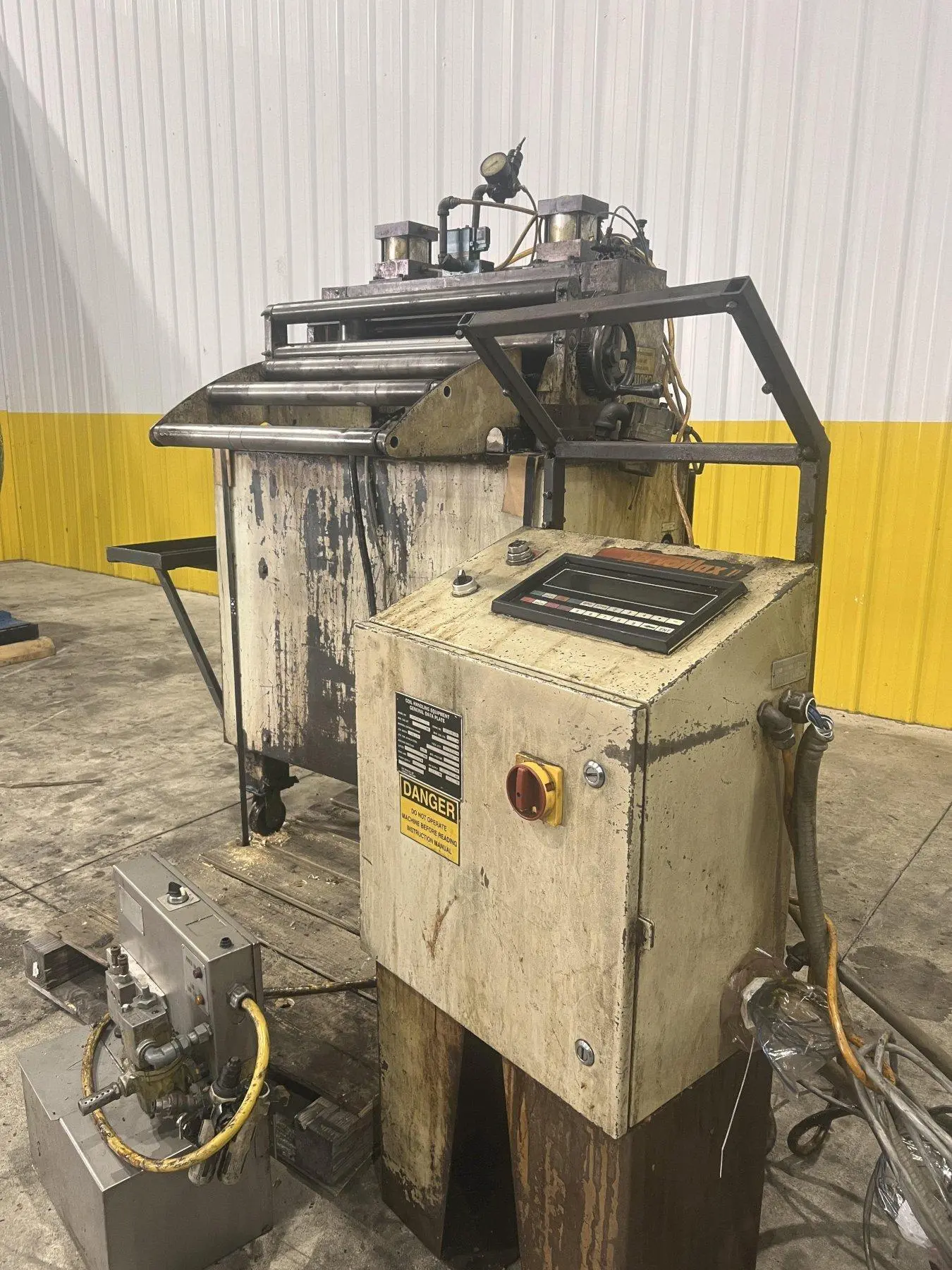 USED COIL HANDLING SYSTEMS SMX-24