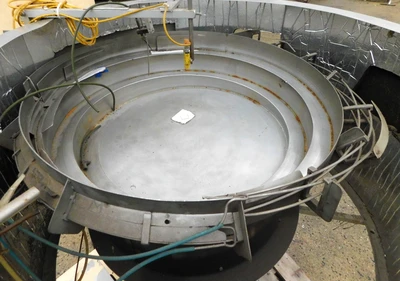 USED RHEIN NADEL AUTOMATION SRC N BOWL FEEDED