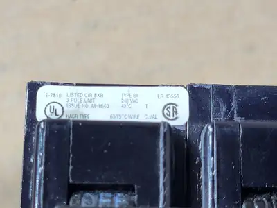 Used CUTLER-HAMMER BAB3100H Switchgears British Columbia CA | Lenmark #1438330