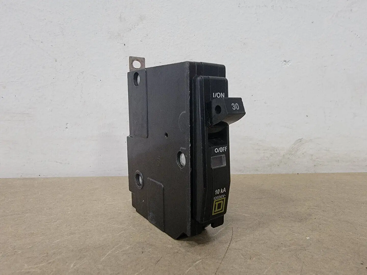 USED SQUARE D QO130
