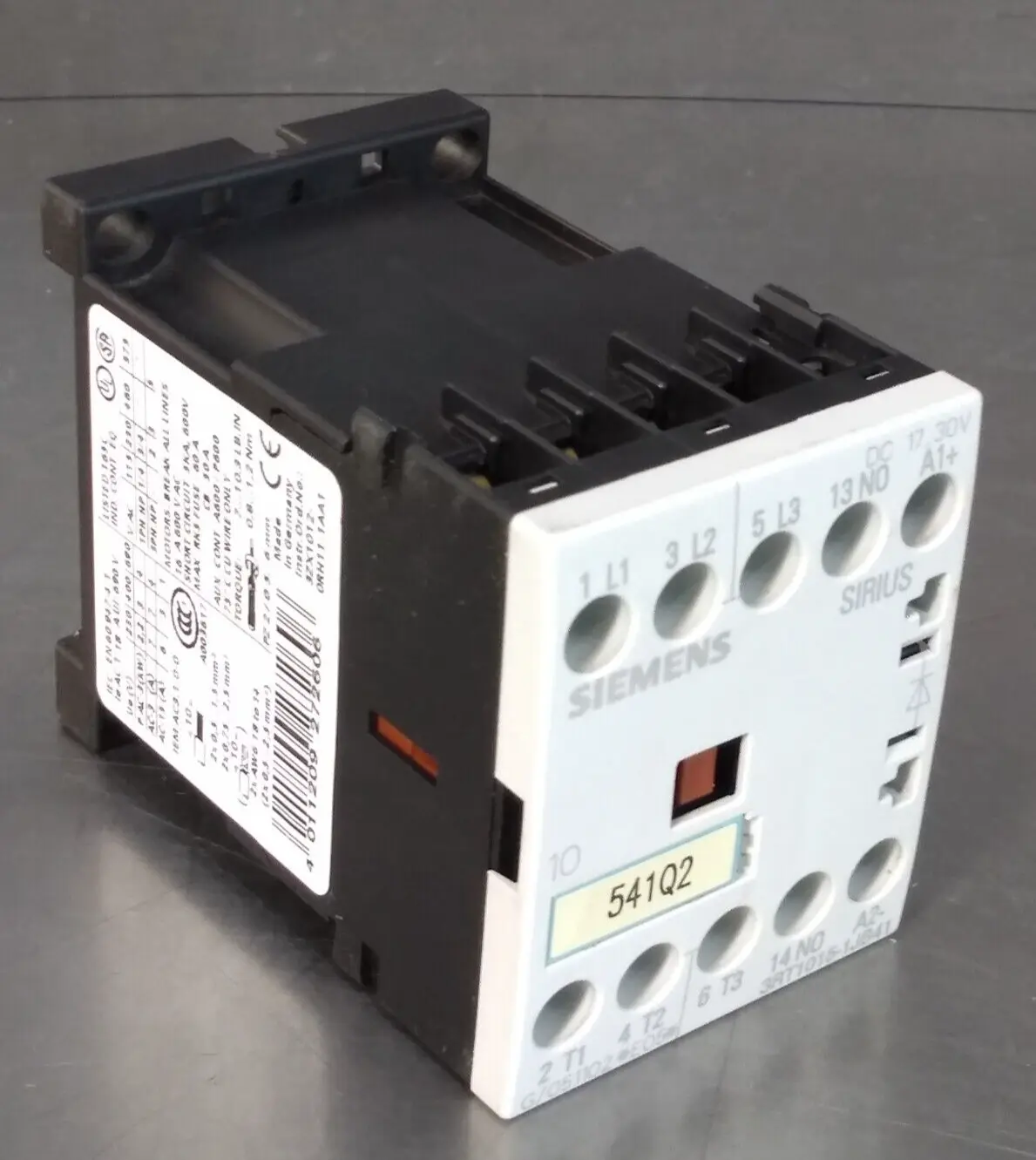 Siemens 3RT1015-1JB41 Contactor Loc4E2