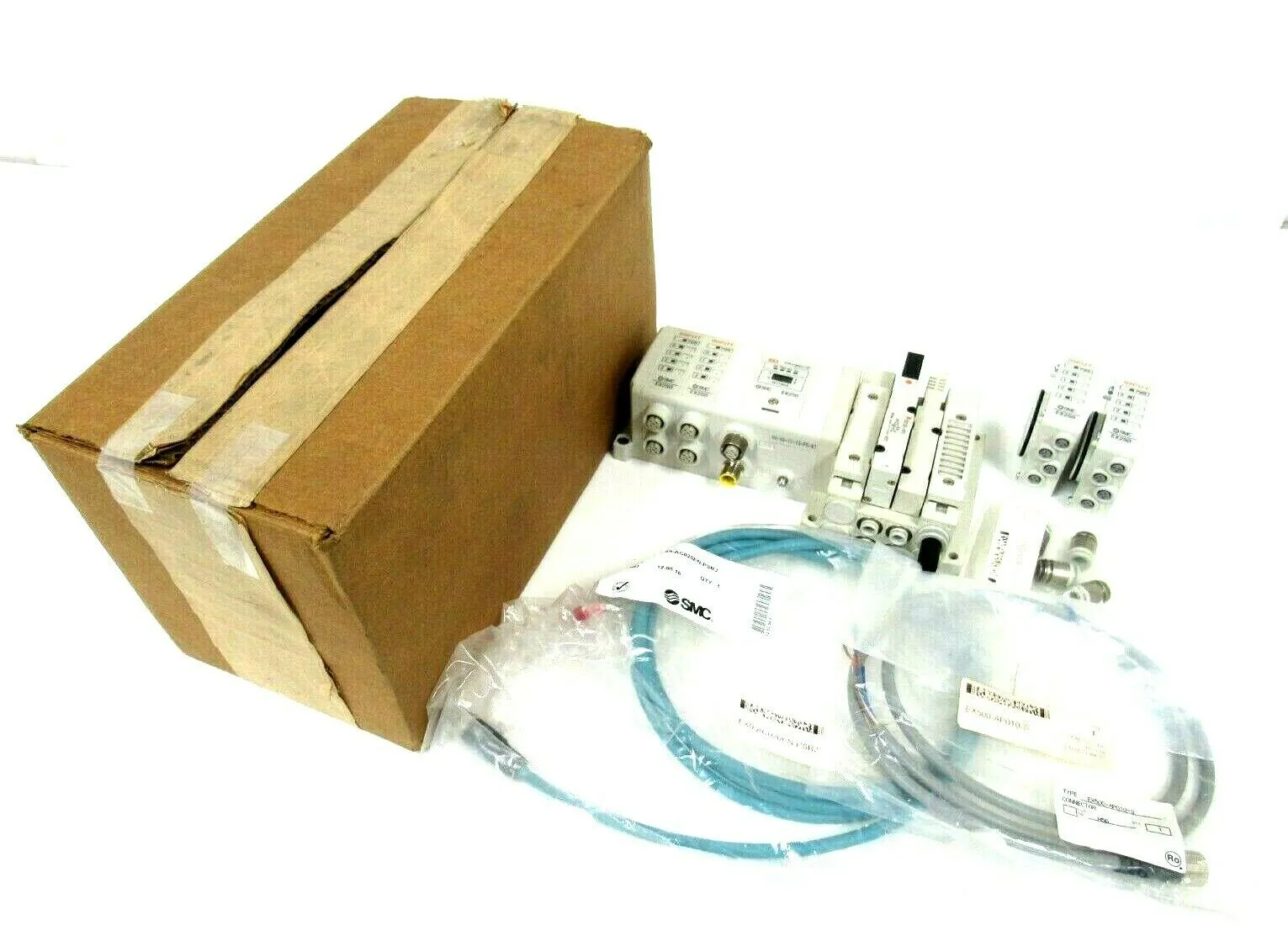 NEW SMC SS5V2-W10S1ZEN23D-02US-C8 MANIFOLD EX250-IE3 EX250-SEN1 SV2100-5FU