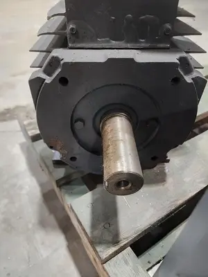 Reliance Electric HM415338 3 Phase 1740 / 2590 RPM 32 AMP 460 V 25 HP Motor
