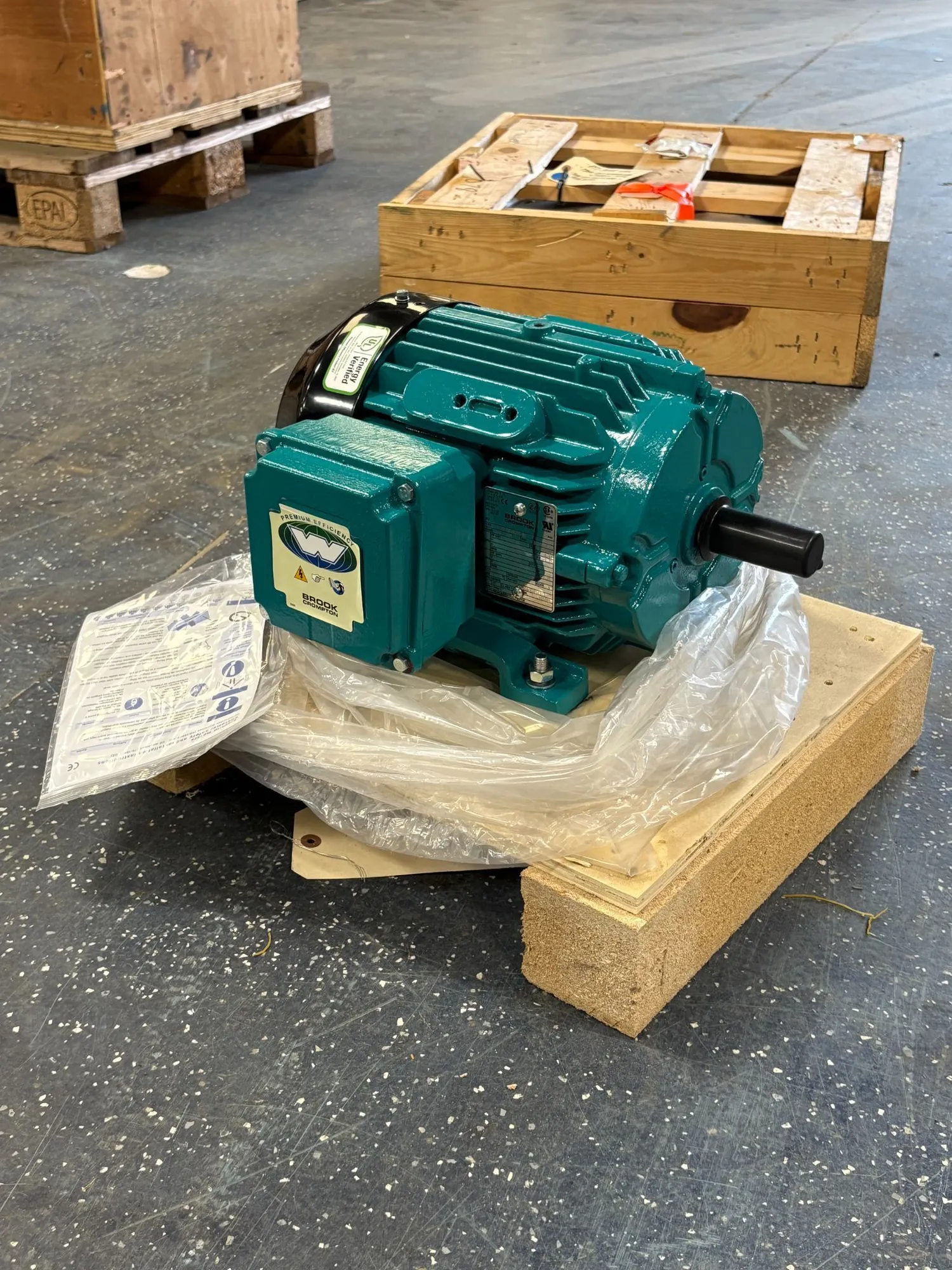 NEW BROOK CROMPTON WP-DF182TS-M2