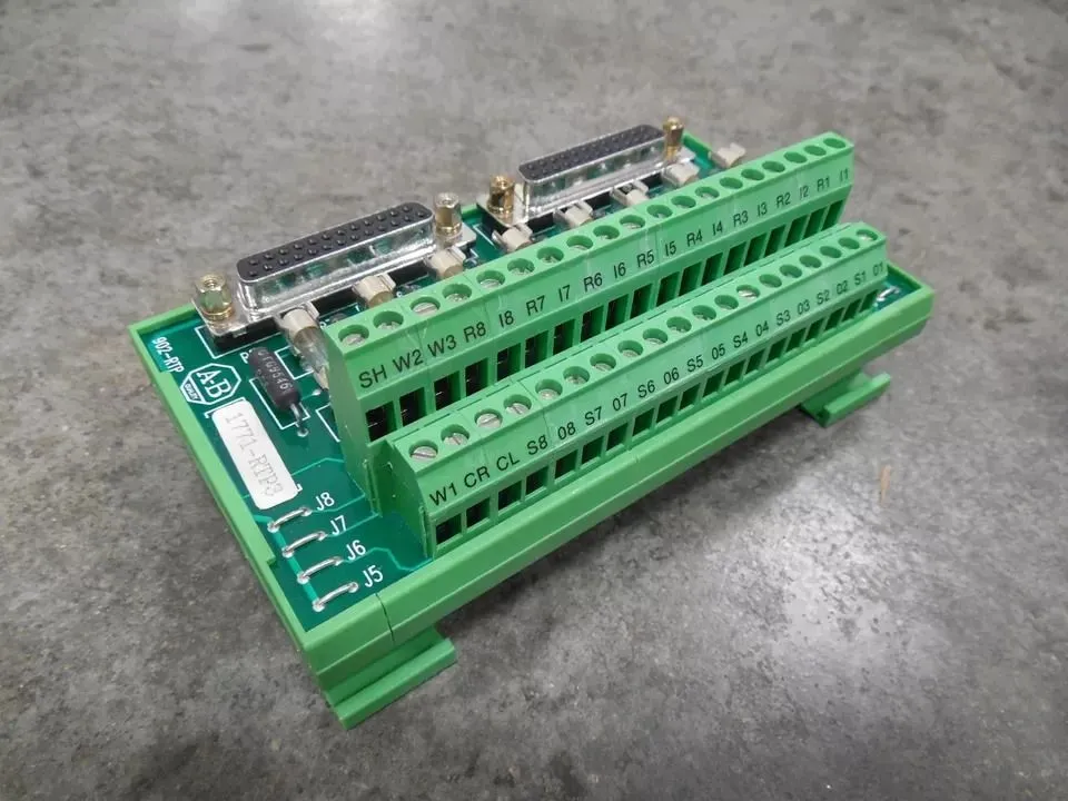 Allen Bradley 1771-RTP3 Remote Termination Panel Used