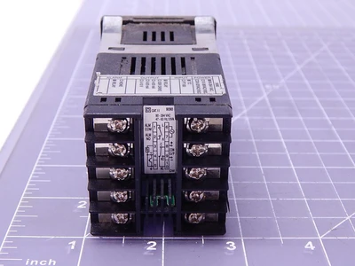 Used FUTURE DESIGN CONTROLS _UNKNOWN_ Temperature Controls | OCO Industrial #1613091