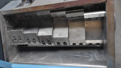 USED 2013 SHINI -