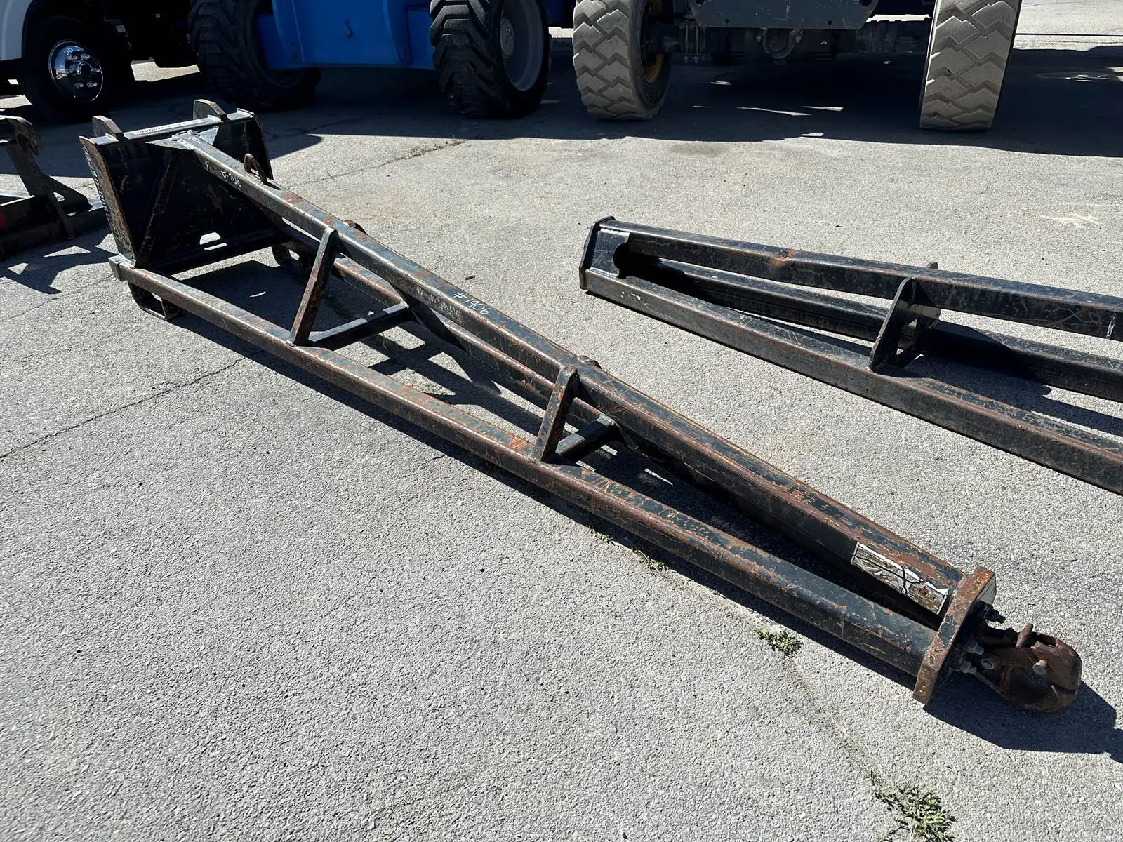 Used 2018 JLG 10' TRUSS JIB Forklift Attachments Utah US | Global Remarketing #1285946