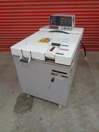 Used BOXER LAB 300/150LR Autoclaves GB | Perry Equipment #145498