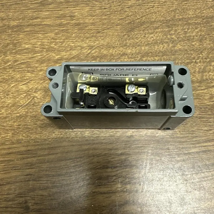 New | in-Stock SQUARE D 9007-AW16 Miscellaneous Equipment (Electrical & Power) Ohio US | Surplus Asset Holdings #1209339