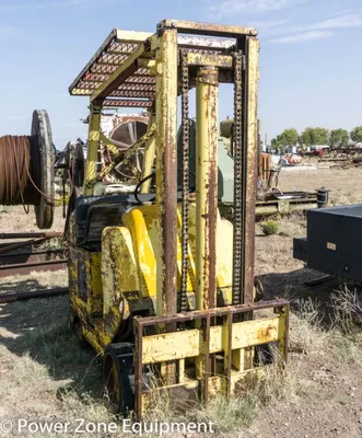 USED FORKLIFT -