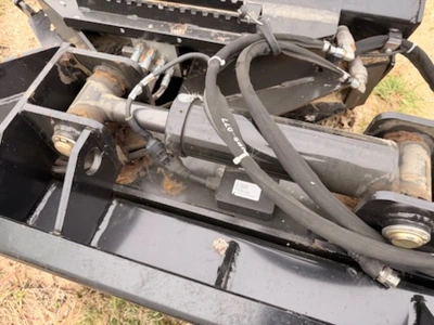 USED 2025 MCLAREN 6 WAY DOZE BLADE