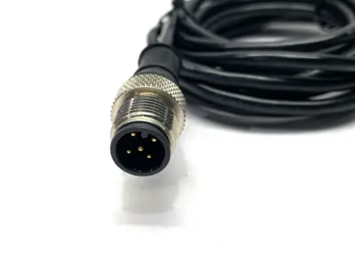 USED BANNER SINGLE PIECE PART VERIFICATION SENSOR 100MM 4-CH 2M RANGE 70989