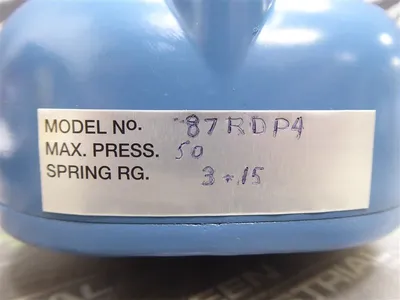 DeZurik 30745094-011-11-00 Double Acting Pneumatic Rotary Valve Positoner Used