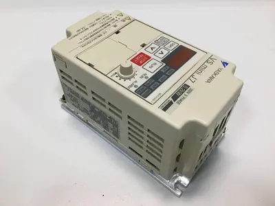 USED YASKAWA CIMR-J7AA20P2