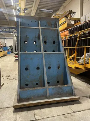 Clamping bracket 2000 x 2000 x 3000 mm