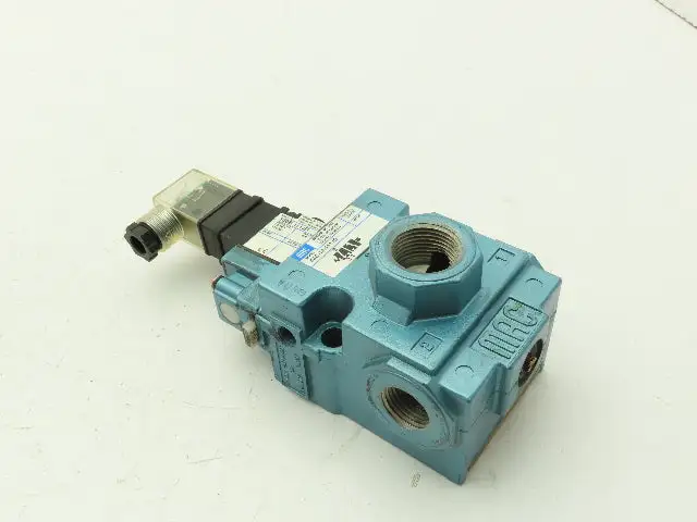 MAC 56C-13-111JD Pneumatic Solenoid 3/2 Spool Valve 120V 1/2" NPT