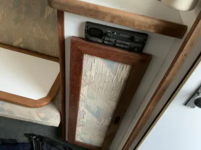 USED 1987 RINKER FIESTA VEE 250